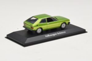 Volkswagen Scirocco Mk1 Зелен Металик Maxichamps 1:43 940050420 Метал — снимка 2 от 4