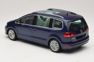 Volkswagen Sharan Blue Metallic Minichamps 1:18 110051000 Метал — снимка 6 от 8