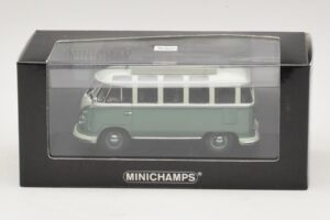 Volkswagen T1 Samba Bus Тюркоазено Синьо Бяло Minichamps 1:43 430052306 Метал — снимка 4 от 4