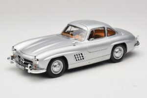 Mercedes 300 SL W198 Gullwing сребрист Norev 1:18 183857 Метал