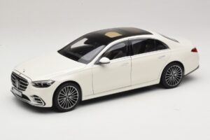 Mercedes S-Class W223 AMG Line бял Norev 1:18 183807 Метал