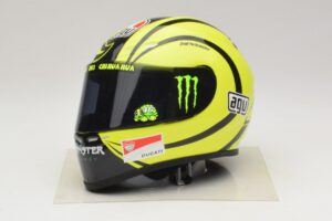 Каска AGV V. Rossi MotoGP Valencia Test 2009 Minichamps 1:2 Каска AGV V. Rossi MotoGP Valencia Test 2009 Minichamps 1:2 327100066 Метал