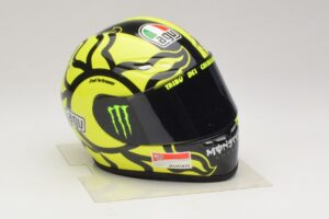 Каска AGV V. Rossi MotoGP Valencia Test 2009 Minichamps 1:2 327100066 Метал — снимка 5 от 7
