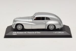 Alfa Romeo 6C 2500 Freccia d'Oro Сребърен Minichamps 1:43 400120480 Метал