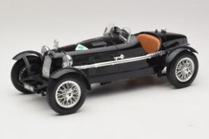 Alfa Romeo 8C Monza Черен Bburago 1:18 3014-P1 Метал