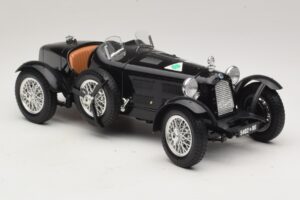 Alfa Romeo 8C Monza Черен Bburago 1:18 3014-P1 Метал — снимка 4 от 6