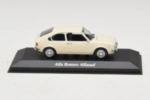 Alfa Romeo Alfasud Бял Maxichamps 1:43 940120101 Метал