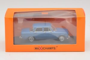 Alfa Romeo Giulia 1600 Син Maxichamps 1:43 940120900 Метал — снимка 5 от 5