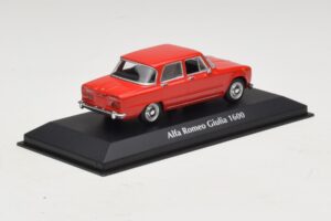 Alfa Romeo Giulia 1600 Червен Maxichamps 1:43 940120901 Метал — снимка 2 от 5