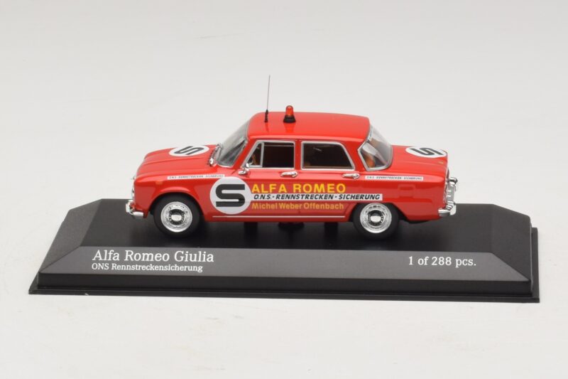 Alfa Romeo Giulia ONS Rennstreckensicherung 1973 Minichamps 1:43 Alfa Romeo Giulia ONS Rennstreckensicherung 1973 Minichamps 1:43 400120994 Метал