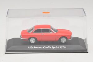 Alfa Romeo Giulia Sprint GTA Червен Maxichamps 1:43 940120440 Метал — снимка 4 от 5