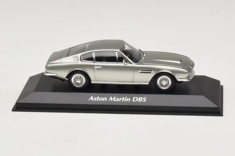 Aston Martin DBS Сребрист Maxichamps 1:43 940137600 Метал