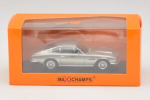 Aston Martin DBS Сребрист Maxichamps 1:43 940137600 Метал — снимка 5 от 5