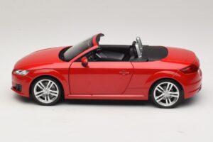 Audi TT 8J Roadster Tango Red Minichamps 1:18 5011400525 Метал — снимка 4 от 8