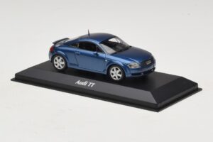 Audi TT 8N Син Металик Maxichamps 1:43 940017220 Метал — снимка 3 от 5