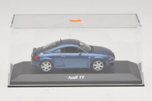 Audi TT 8N Син Металик Maxichamps 1:43 940017220 Метал — снимка 4 от 5