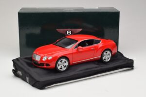 Bentley Continental GT Оранжев Minichamps 1:18 100139922-P1 Метал — снимка 8 от 8