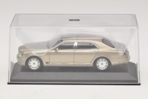 Bentley Mulsanne Златист Металик Minichamps 1:43 40433 Метал — снимка 4 от 5