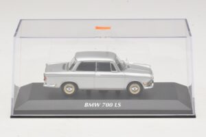 BMW 700 LS Сребрист Maxichamps 1:43 940023700 Метал — снимка 4 от 5