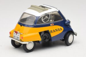 BMW Isetta 250 Lufthansa Revell 1:18 08926 Метал — снимка 3 от 8
