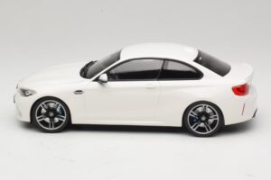 BMW M2 F87 Бял Minichamps 1:18 155026104 Метал — снимка 3 от 6
