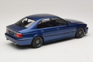 BMW M5 E39 Син Металик KK-Scale 1:18 KKDC181621 Метал — снимка 2 от 6