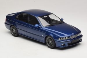 BMW M5 E39 Син Металик KK-Scale 1:18 KKDC181621 Метал — снимка 4 от 6