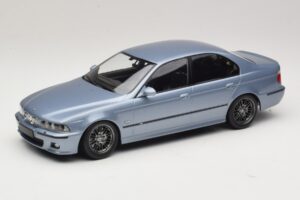 BMW M5 E39 Silverstone Blue Metallic KK-Scale 1:18 BMW M5 E39 Silverstone Blue Metallic KK-Scale 1:18 KKDC181622 Метал