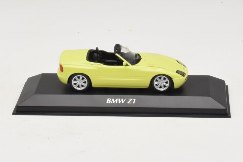 BMW Z1 E30 Жълт Maxichamps 1:43 940020100 Метал