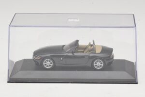 BMW Z4 E85 Черен Металик Заместваща Кутия Minichamps 1:43 80420144055-R1 Метал — снимка 4 от 5