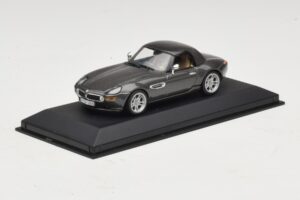 BMW Z8 E52 Hardtop Сив Minichamps 1:43 BMW022 Метал — снимка 2 от 5