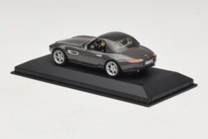BMW Z8 E52 Hardtop Сив Minichamps 1:43 BMW022 Метал — снимка 3 от 5