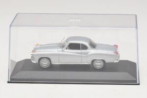 Borgward Isabella Купе Сребърен Minichamps 1:43 400096031 Метал — снимка 4 от 5
