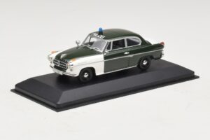 Borgward Isabella Polizei Frankfurt Minichamps 1:43 400096090 Метал — снимка 2 от 5