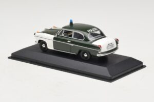 Borgward Isabella Polizei Frankfurt Minichamps 1:43 400096090 Метал — снимка 3 от 5