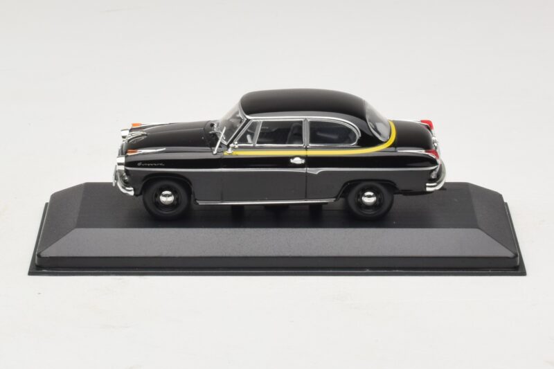 Borgward Isabella Такси Черен Minichamps 1:43 400096095 Метал