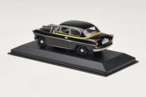 Borgward Isabella Такси Черен Minichamps 1:43 400096095 Метал — снимка 3 от 5