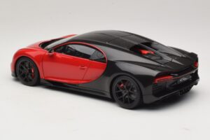 Bugatti Chiron Sport Italian Red & Carbon AUTOart 1:18 70996 Композит — снимка 7 от 8