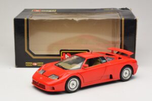 Bugatti EB110 Червен Bburago 1:18 3055-P1 Метал — снимка 8 от 8