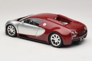 Bugatti Veyron Centenaire Edition Chrome Red Minichamps 1:18 100110851 Метал — снимка 7 от 8