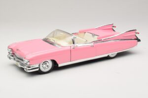 Cadillac Eldorado Biarritz Розов Maisto 1:18 31813-P1 Метал