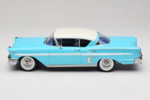 Chevrolet Bel Air Impala Coupe Тюркоазен & Кремав KK-Scale 1:18 KKDC181593 Метал — снимка 3 от 6