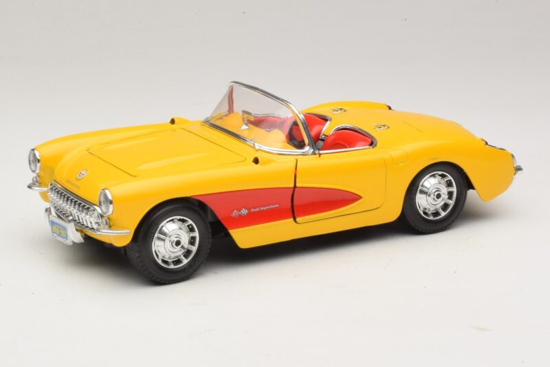 Chevrolet Corvette C1 Кабриолет Жълт Червен Bburago 1:18 3034-M2 Метал