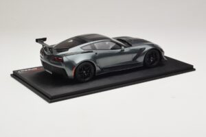 Chevrolet Corvette C7 ZR-1 Shadow Grey Metallic TopSpeed 1:18 TS0148 Смола — снимка 2 от 6