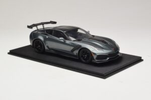 Chevrolet Corvette C7 ZR-1 Shadow Grey Metallic TopSpeed 1:18 TS0148 Смола — снимка 4 от 6