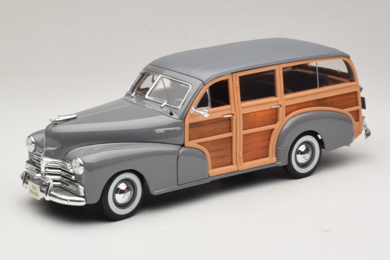 Chevrolet Fleetmaster Woody Сив Maisto 1:18 31854 Метал
