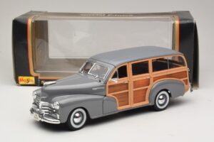 Chevrolet Fleetmaster Woody Сив Maisto 1:18 31854 Метал — снимка 8 от 8