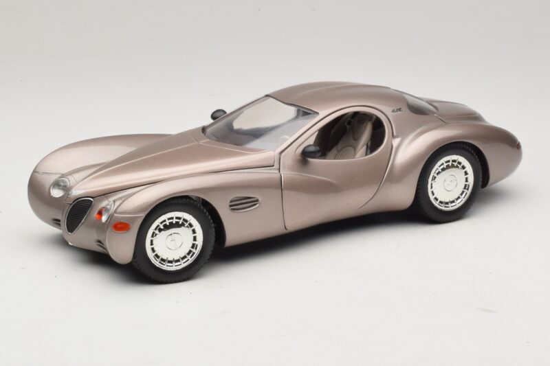 Chrysler Atlantic Бежов Guiloy 1:18 68570 Метал