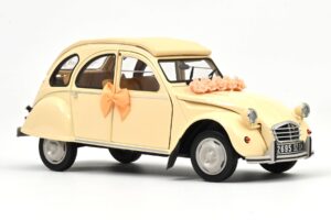 Citroen 2CV Wedding Gift Бежов Norev 1:18 181475 Метал — снимка 2 от 3