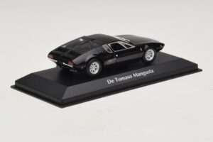 De Tomaso Mangusta Черен Maxichamps 1:43 940127121 Метал — снимка 2 от 5